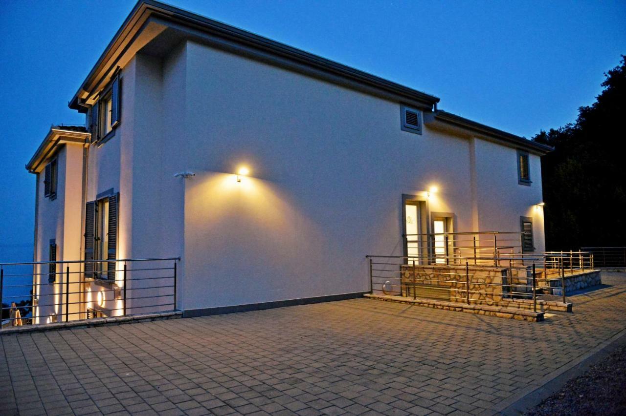 Plage Lovran Residence Exterior photo